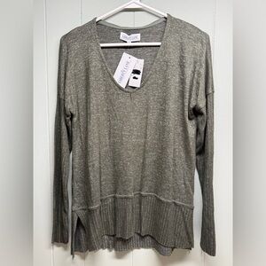Liberty Lane Green V-Neck Sweater